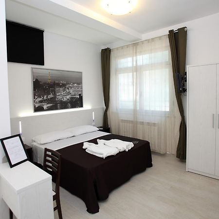Orchidea Rooms & Suites Civitanova Marche Ruang foto