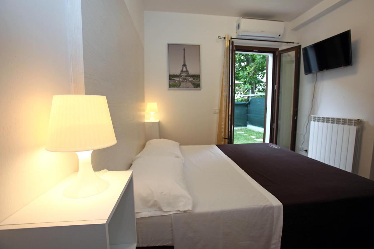Orchidea Rooms & Suites Civitanova Marche Bagian luar foto