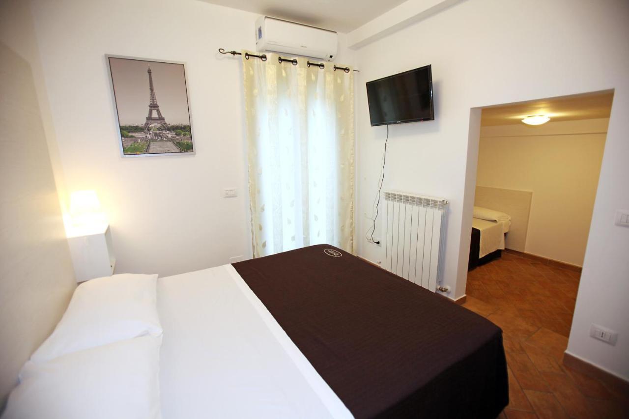 Orchidea Rooms & Suites Civitanova Marche Bagian luar foto