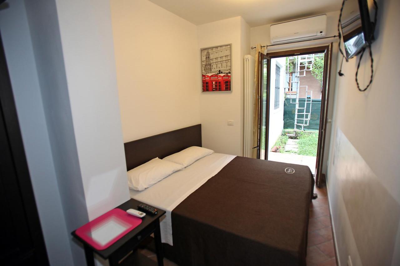 Orchidea Rooms & Suites Civitanova Marche Bagian luar foto