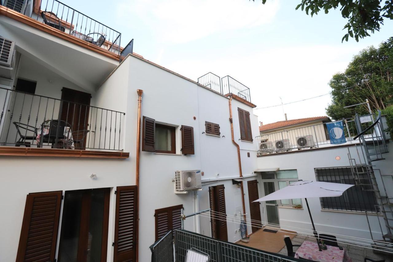 Orchidea Rooms & Suites Civitanova Marche Bagian luar foto