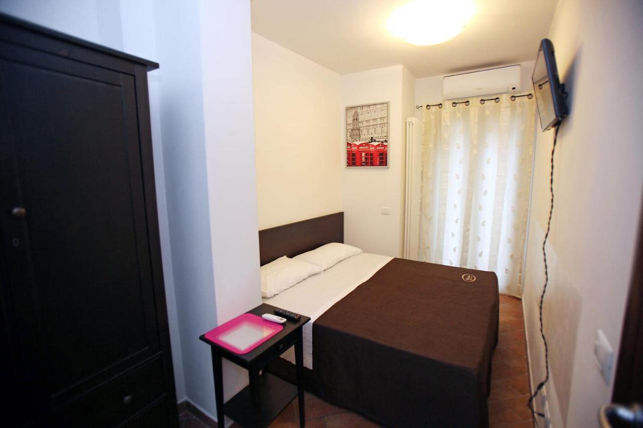 Orchidea Rooms & Suites Civitanova Marche Bagian luar foto