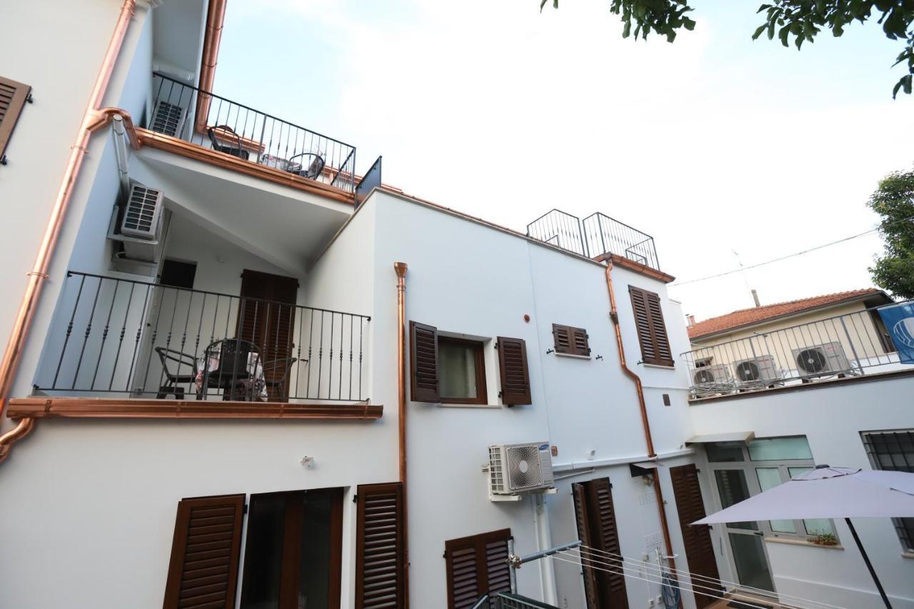 Orchidea Rooms & Suites Civitanova Marche Bagian luar foto
